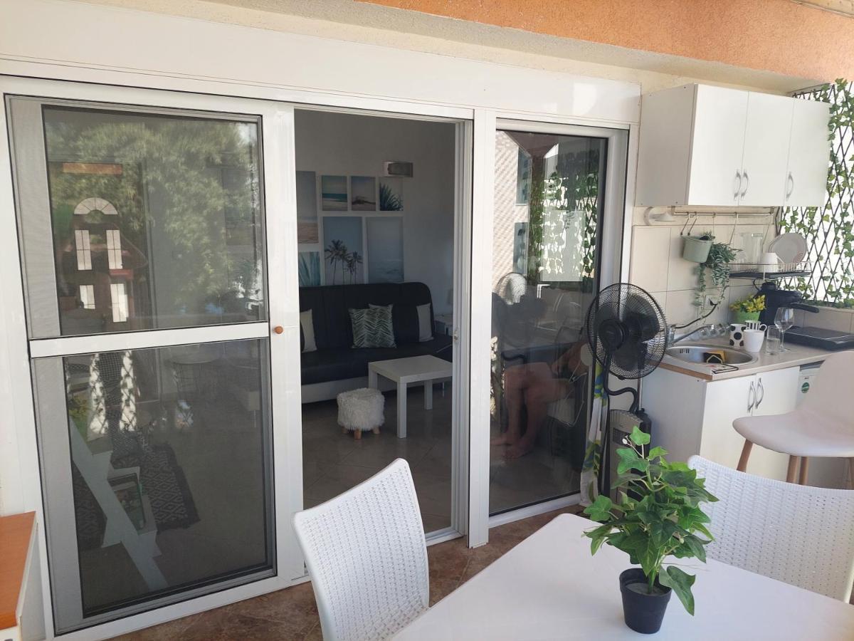 Beach Apartment With Beach Chairs N.1 Utjeha Exterior foto